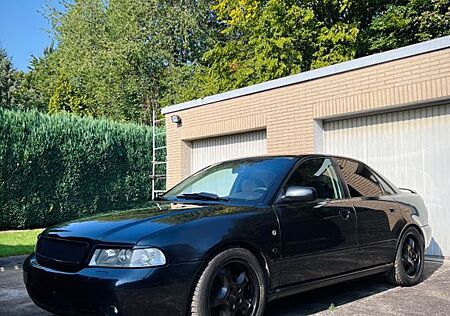 Audi A4 2.6 quattro