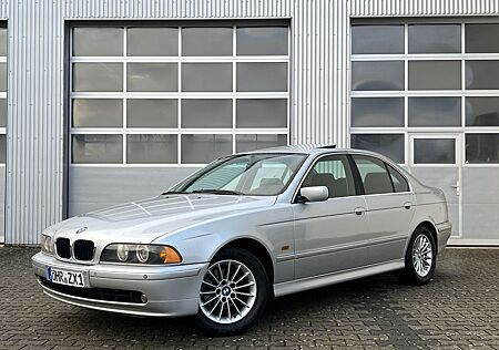 BMW 525i *Serienzustand*TÜV*AHK*Facelift*Navi