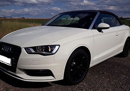 Audi A3 2.0 TDI quattro Attraction Cabriolet Attr...