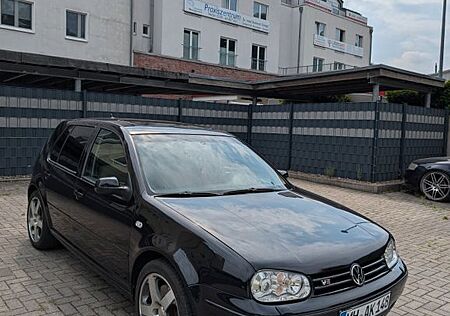 VW Golf Volkswagen 2.3 tiptronic Highline