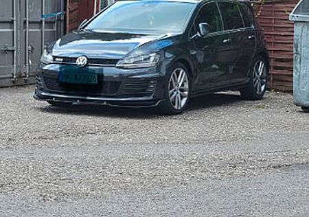 VW Golf Volkswagen 2.0 TDI DSG BMT GTD GTD