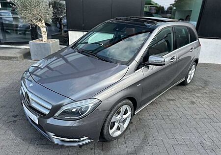 Mercedes-Benz B 180 i Benzine 7G-DCT Automaat Pano 29000 km