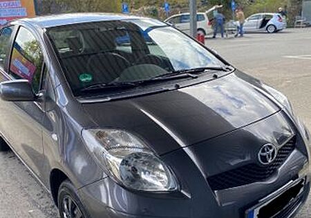 Toyota Yaris 1,0-l-Dual-VVT-i -