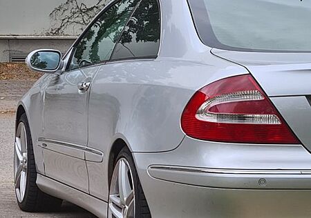 Mercedes-Benz CLK 240 AVANTGARDE Avantgarde