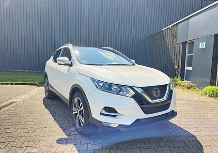 Nissan Qashqai 1.3 DCT Zama Pano 360Grad AndroidAuto