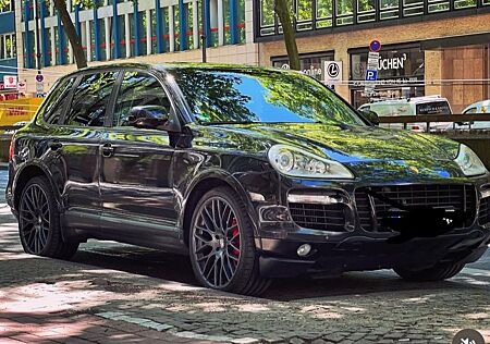 Porsche Cayenne Turbo