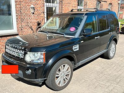 Land Rover Discovery 3.0 SDV6 HSE - macht Geräusche