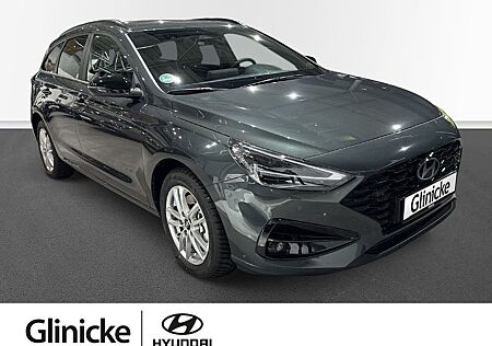 Hyundai i30 Kombi ADVANTAGE*inkl.WinterRäder*PlusP*Navi*