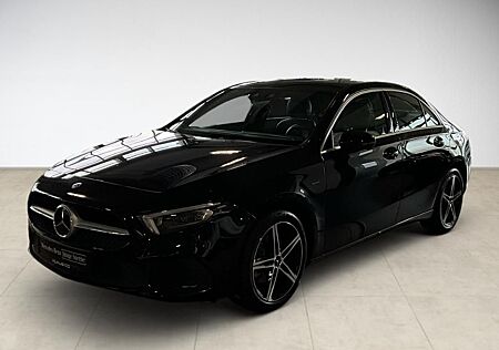 Mercedes-Benz A 250 e Progressive Pano ACC PDC SHZ LED SpurH