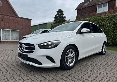 Mercedes-Benz B 180 d DCT 85KW EURO 6 Leder Navi LED 1.Hand