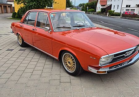 Audi 100