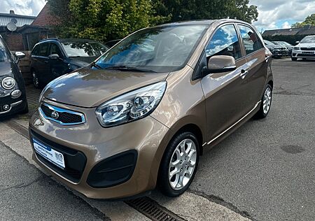 Kia Picanto FIFA World Cup Edition Klima Teilleder