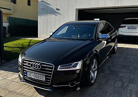 Audi S8 4.0 TFSI Keramik,Quatro,TV, STHZG, VAM VOLLL