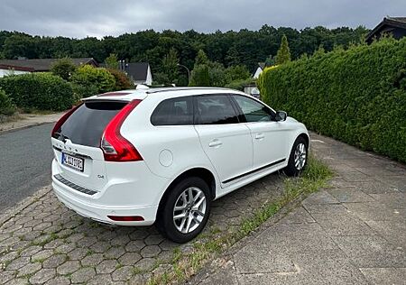 Volvo XC 60 XC60 D4 Summum Geartronic Aut Leder