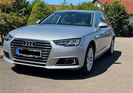 Audi A4 Avant Design 3.0 TDI S-Tronic/Matrix-LED/AHK