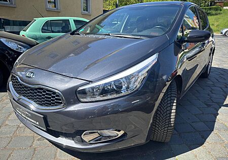 Kia ANDERE Ceed FIFA World Cup Edition