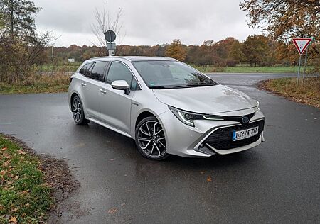 Toyota Corolla 2,0 Hybrid Lounge Touring Sports Lounge