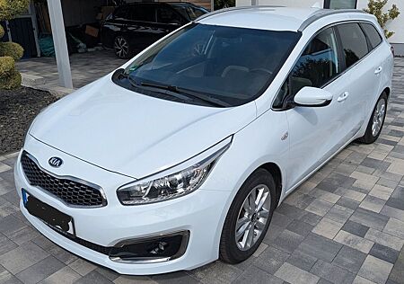 Kia Cee'd Sportswagon 1.6 CRDi Dream-Team Editio...