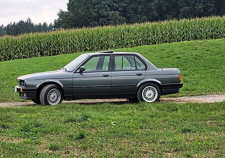 BMW 325 i