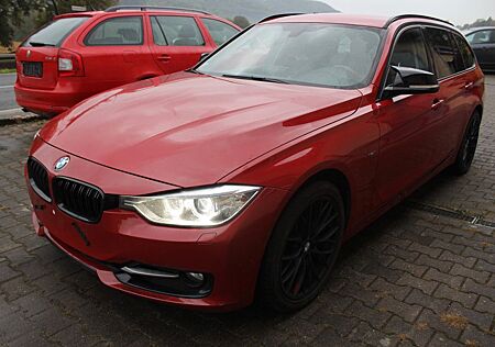 BMW 320i Touring+CARPLAY+SHZ+ISO+XENON+A HECKK