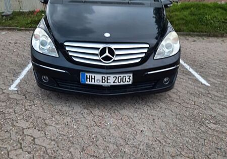 Mercedes-Benz B 170 -