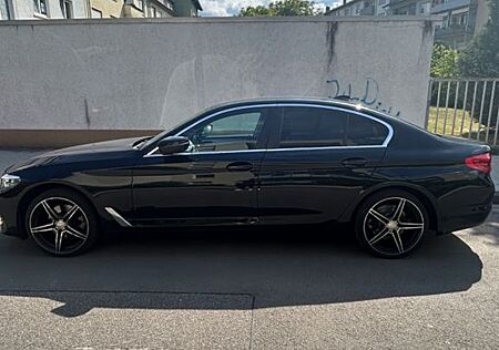 BMW 520i A -