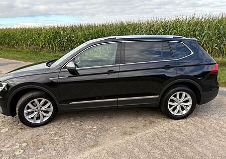 VW Tiguan Allspace Volkswagen 2.0 TDI SCR DSG Life...