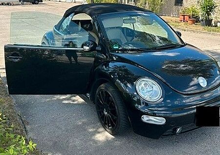 VW New Beetle Volkswagen A U T O M A T I K -- C A B R I O --2.0 HighIight