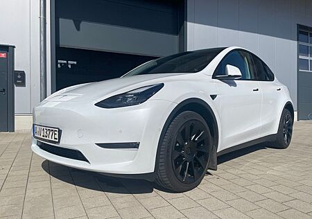 Tesla Model Y Long Range Dual Motor AWD **20Zoll**