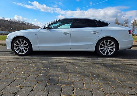 Audi A5 2.0 TFSI//Scheckheft/S-Line/TÜV 08/27//