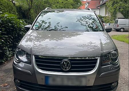 VW Touran Volkswagen 2.0 TDI DSG Freestyle Freestyle