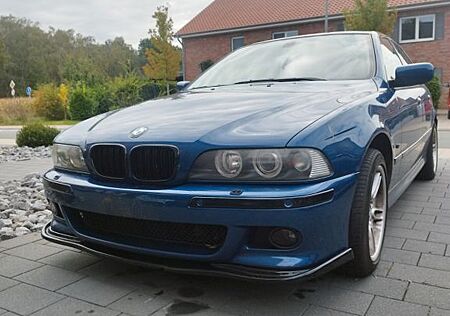 BMW 520i