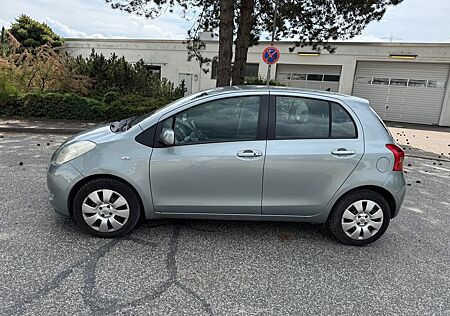 Toyota Yaris 1.3 Executive