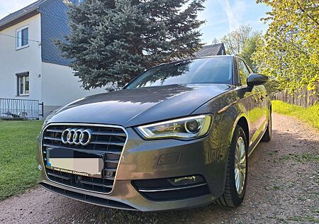 Audi A3 1.6 TDI Ambiente Sportback