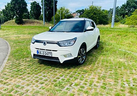 SsangYong Tivoli 1.6 e-XDi 160 CRYSTAL 4WD CRYSTAL