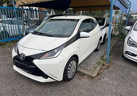 Toyota Aygo (X) Aygo -play