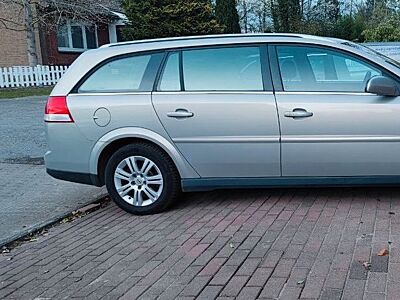 Opel Vectra Caravan 2.2 DIRECT Edition MT-6 Edition