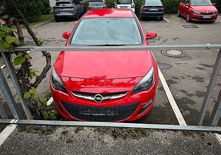 Opel Astra 1.4 74kW Active Active
