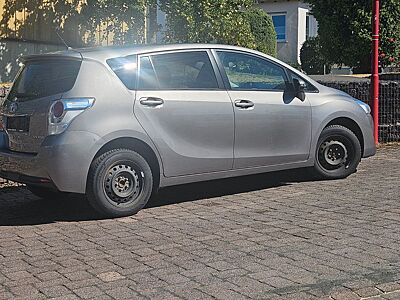 Toyota Verso 1.6l D-4D Start/Stop Comfort 5-Sitzer ...