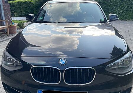 BMW 118i Sport Line
