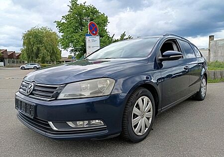 VW Passat Variant Volkswagen Trendline BlueMotion
