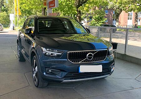 Volvo XC 40 XC40 T3 Momentum Pro