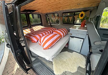 VW T5 Volkswagen Alltag Camper Van 5 Sitzplätze AHK
