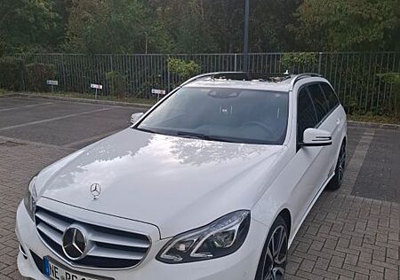 Mercedes-Benz E 350 BlueTEC 4MATIC T -