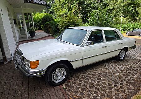 Mercedes-Benz 450 SEL (USA) - W116