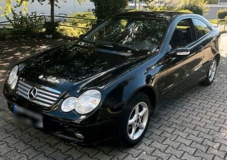 Mercedes-Benz C 200 Sportcoupe TÜV / AU NEU