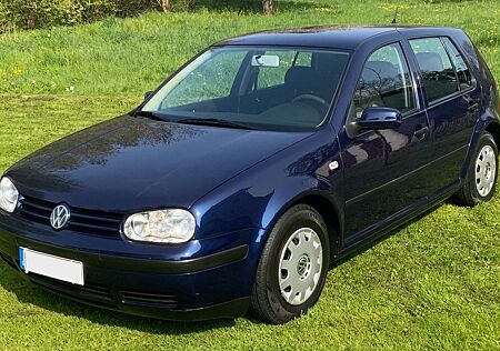 VW Golf Volkswagen 4
