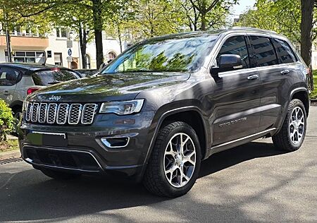 Jeep Cherokee 3.0 CRD Overland