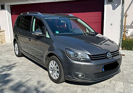VW Touran Volkswagen Hightline, 2.0 TDI DPF 140 PS, 1.Hand, AHK, 7 Si