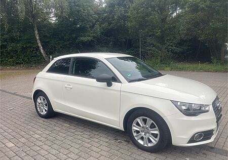 Audi A1 1.2 TFSI Attraction Attraction